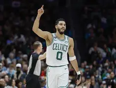 开云-Uzi巅峰对决，塔图姆与40激战切尔西分钟，赛况扑朔迷离胜负难料！